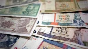 Cuba contempla adquirir más deuda para cambio de mando